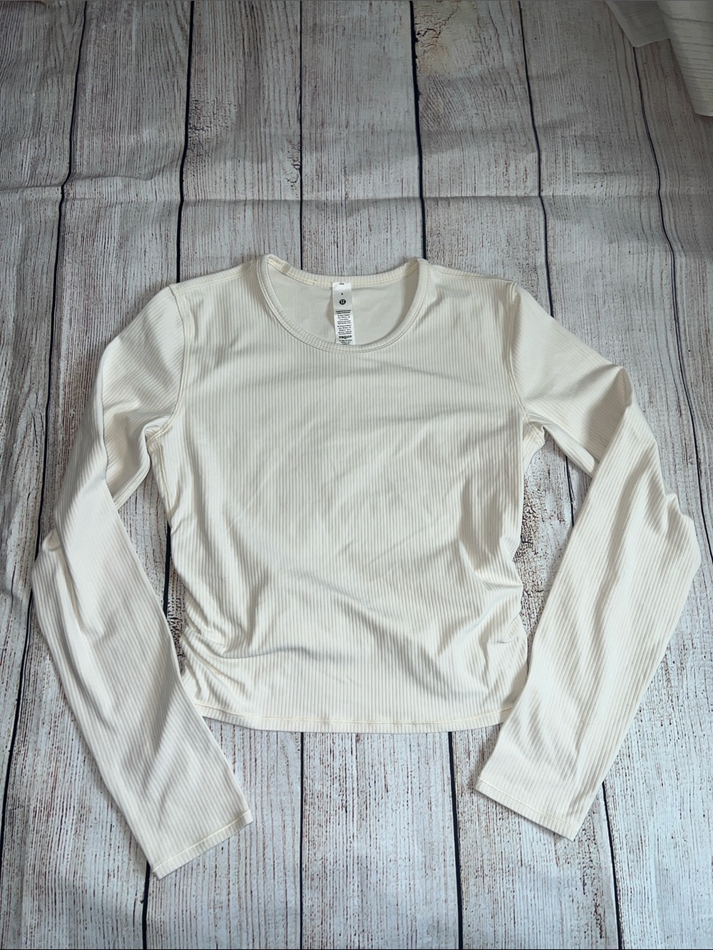 Lululemon ribbed back twist long sleeve